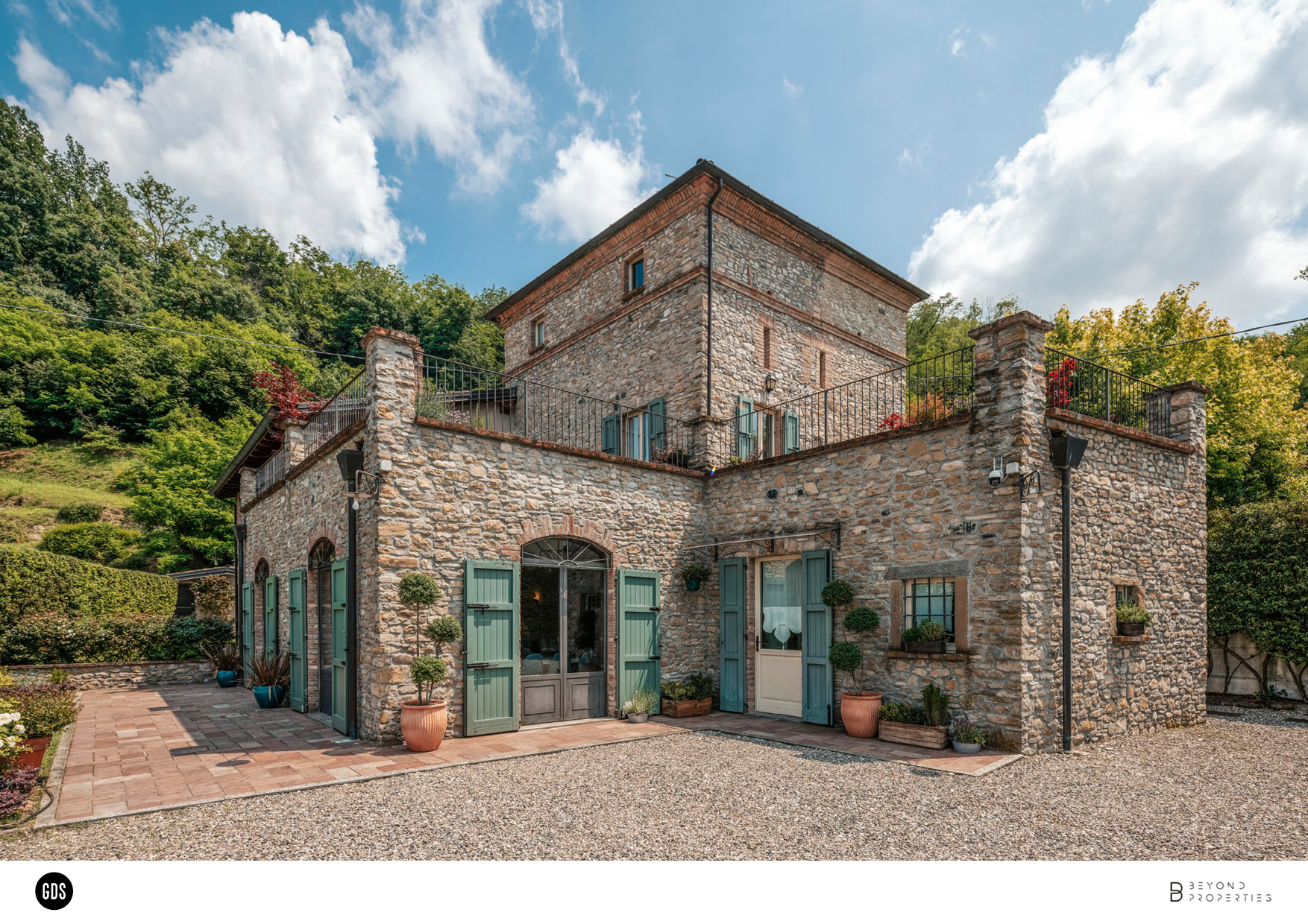 Foto ARCHITETTURA Piacenza Sariano di Gropparello Beyond Properties