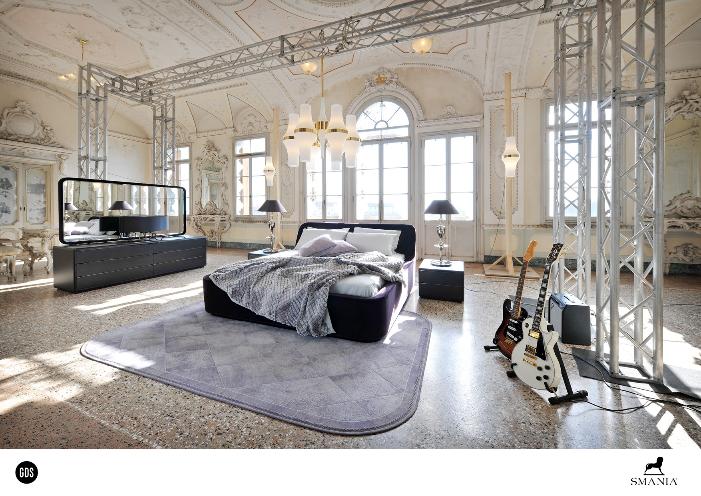 Foto COMMERCIAL   SMANIA