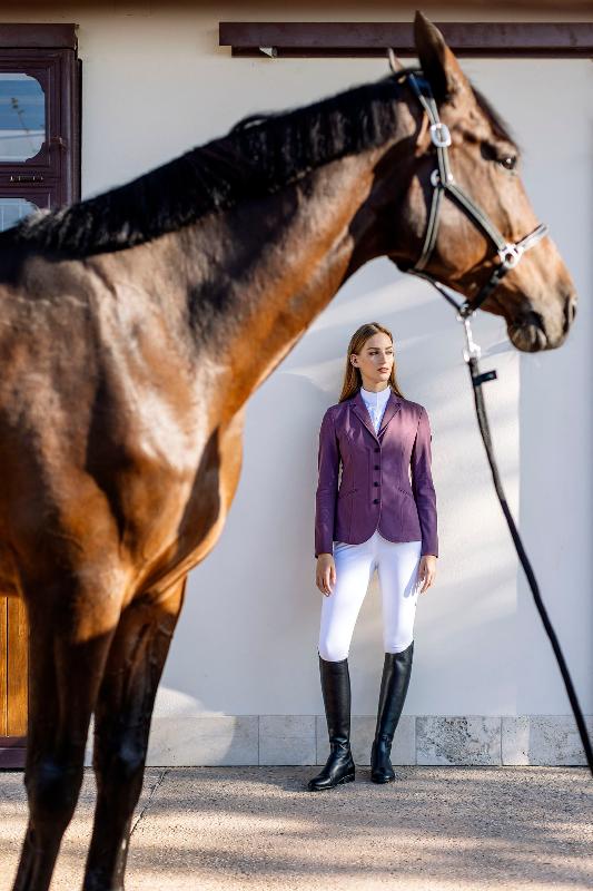 Foto FASHION Prata di Pordenone Lupo stables Equiline